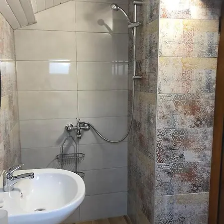 семейна къща “вълчеви” Pensiune Kiten (Burgas)