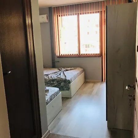 Πανσιόν семейна къща “вълчеви”