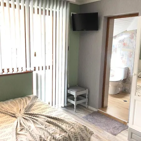 семейна къща “вълчеви” Πανσιόν Kiten (Burgas)