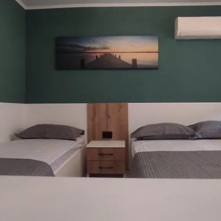 Maison d'hôtes семейна къща “вълчеви”